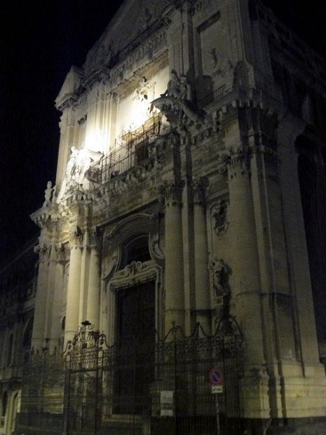 (40) Catania by night